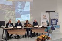 2c6895c3-cac2-4833-b78b-0dd15eb87218