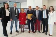 725af981-fcc4-4b44-951d-7f52516a7414